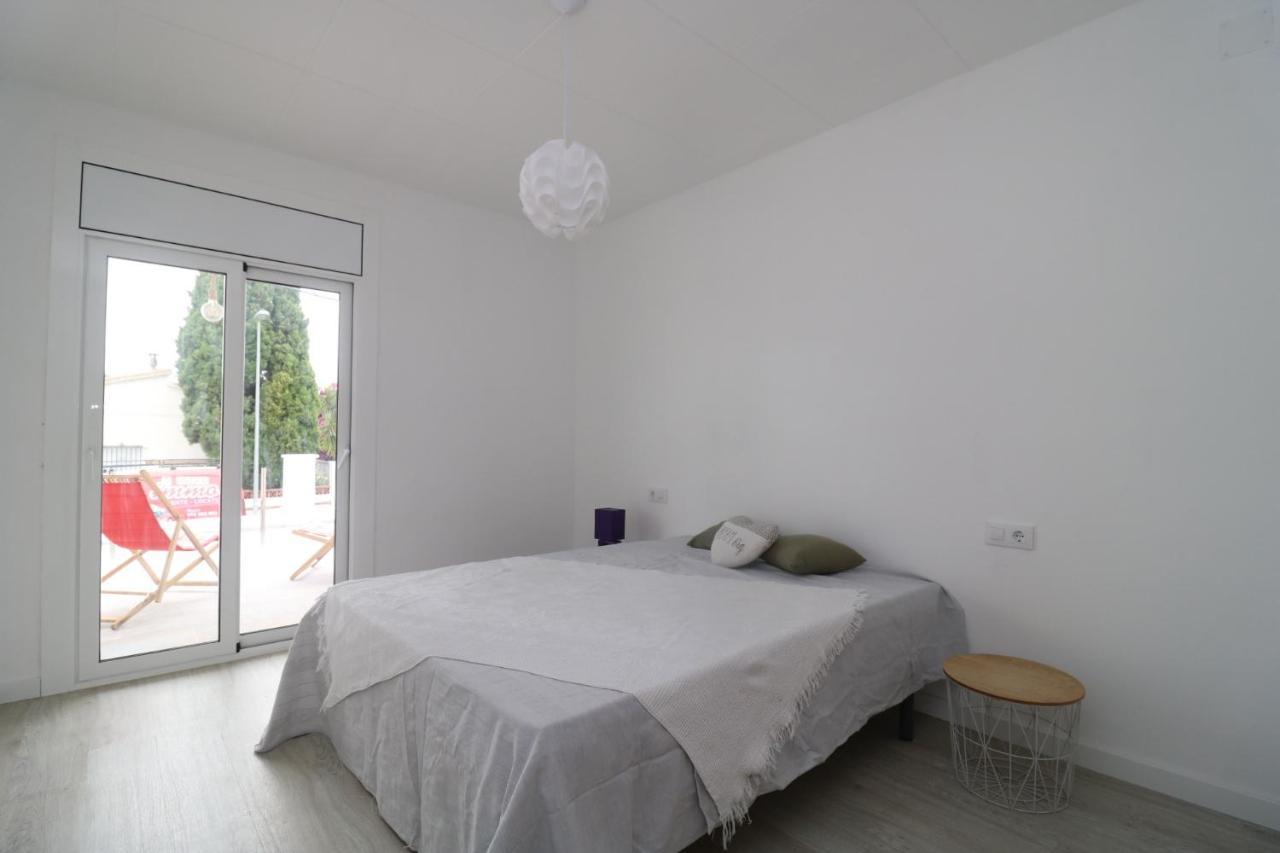 Montsia 23 - Casa Con Piscina Privada En Roses Villa Bagian luar foto