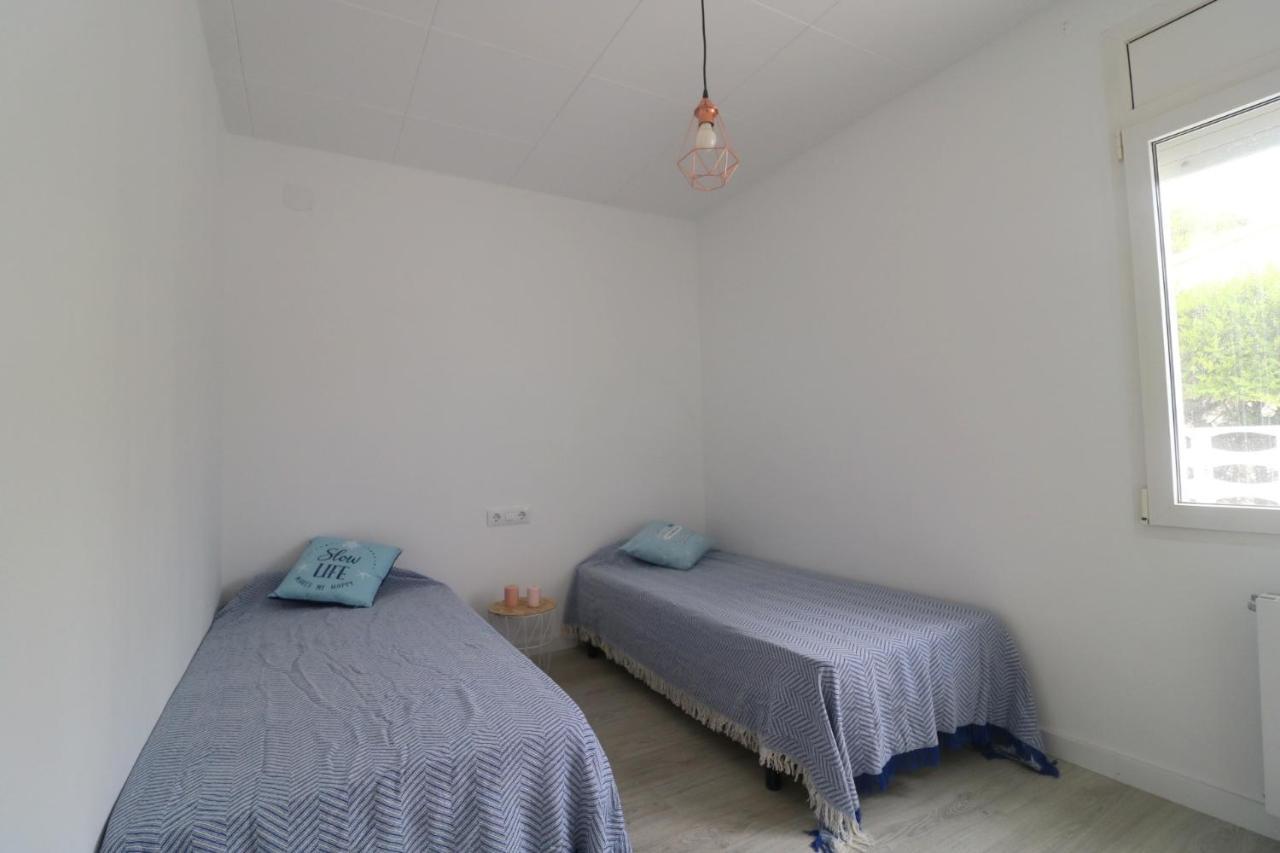 Montsia 23 - Casa Con Piscina Privada En Roses Villa Bagian luar foto